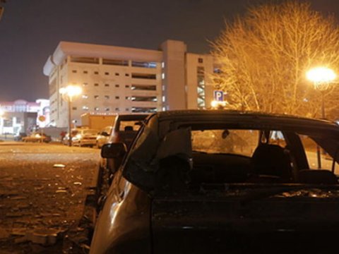 Belqorod atəşə tutuldu - 8 yaralı var