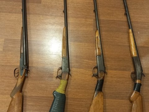 Ötən gün vətəndaşlardan 1 avtomat, üç tüfəng götürülüb