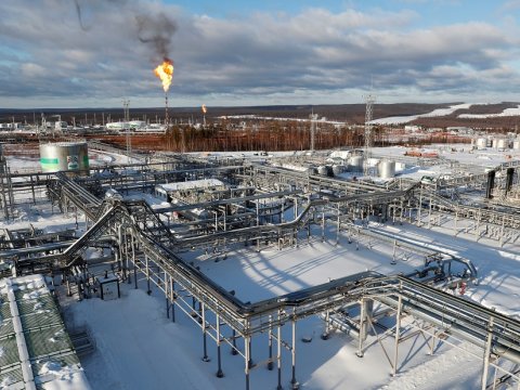 Rusiyanın daha bir neft obyekti vuruldu - Qiymətlər qalxır, Qərb narahatdır