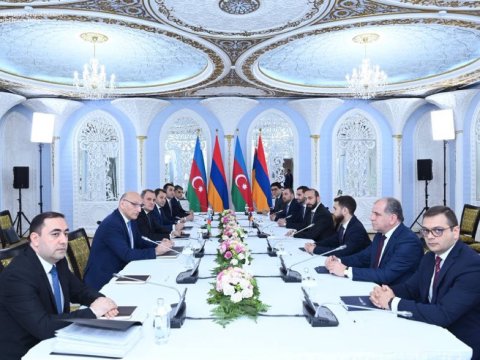 Bayramovla Mirzoyan arasında ikitərəfli görüş BAŞLADI - VİDEO