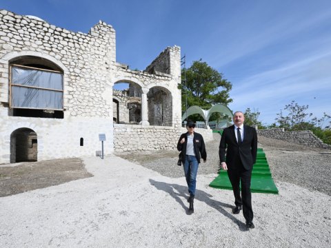 Şuşada Çöl Qala məscidində aparılan bərpa işləri ilə TANIŞLIQ