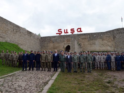 Hikmət Mirzəyev Türkiyə hərbçilərini Şuşaya apardı - FOTOLAR