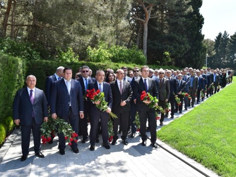 Dövlət Su Ehtiyatları Agentliyinin kollektivi Ulu Öndərin xatirəsini yad. etdi - FOTO