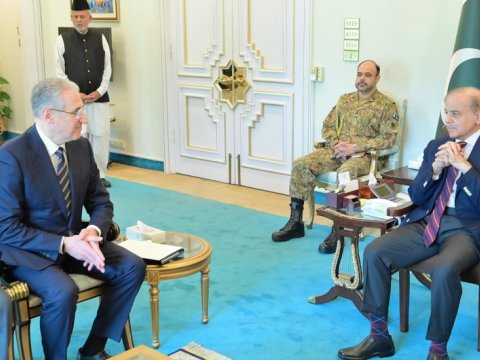 Şahbaz Şərifə COP29-a dəvət məktubu çatdırıldı