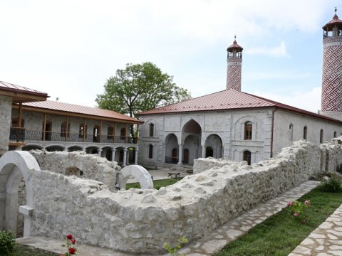 Şuşa məscidində erməni vandalizminin izləri - FOTO