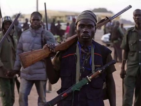 Nigeriyada silahlı hücum - 30 ölü