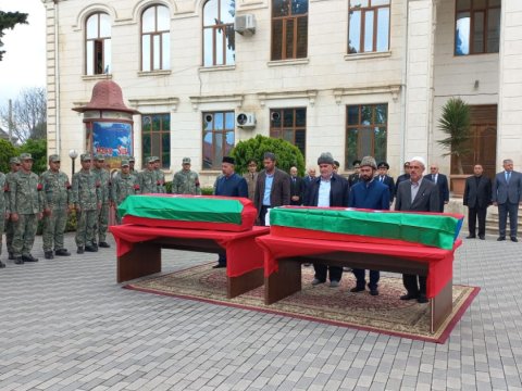 Daha 3 şəhidimiz dəfn olundu - FOTO