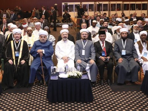 Şeyx İstanbul konfransında 