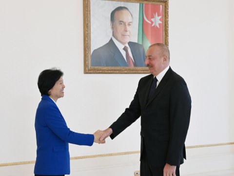 İlham Əliyev Ümumçin Komitəsinin sədr müavinini qəbul edib 