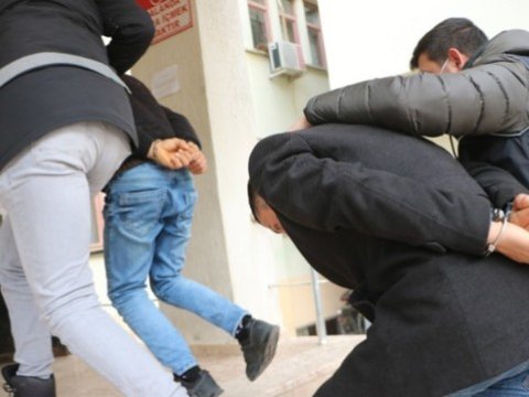 Ankarada 48 FETÖ üzvü həbs edildi