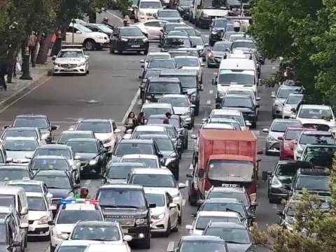 Bakının tıxaclı YOLLARI 