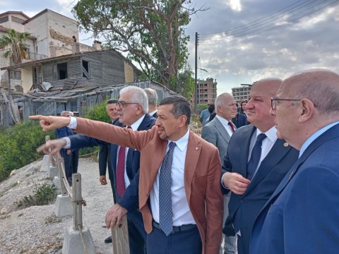 Deputatlar Qapalı Maraşda - FOTOLAR