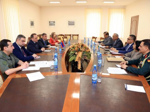Hindistan və Ermənistan arasında hərbi əməkdaşlıq