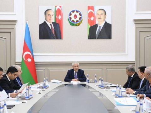 Dövlət Komissiyasının sədri televiziya rəhbərlərini TOPLADI 