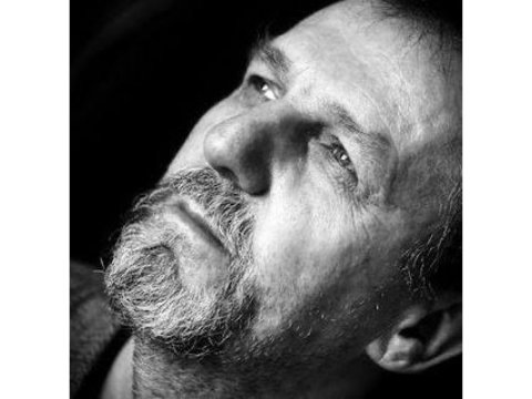 Baş naziri güllələyən məşhur yazıçı imiş