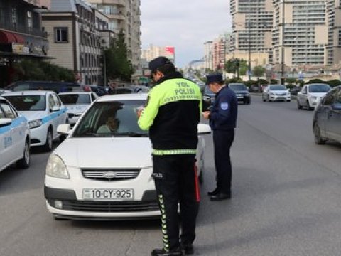 Taksi sürücülərinə qarşı reyd keçirildi - FOTO