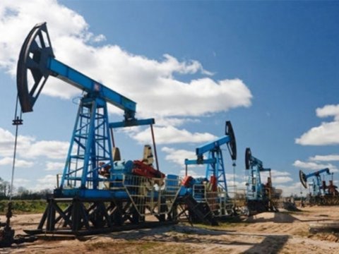 Azərbaycan neftinin qiyməti 84 dolları ÖTÜB