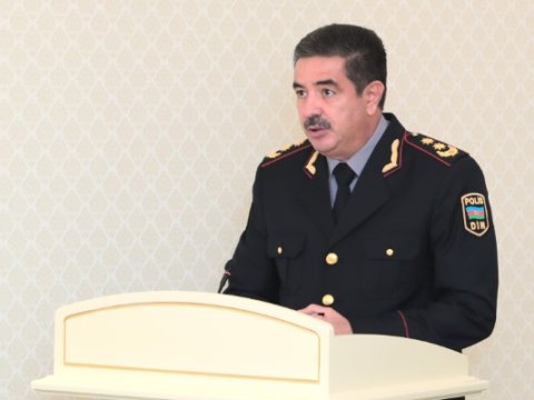 Seyfulla Əzimov Milli Məclisdə hesabat verir