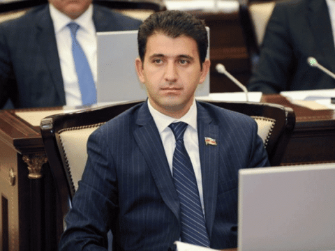 “Kofeşop”larda 14-15 yaşlı uşaqlar çalışır