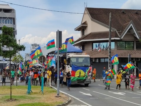 Fransanın Yeni Kaledoniya istibdadı: Azərbaycan kanakların yanında olacaq