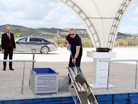 Karxuluda 940 ev tikiləcək