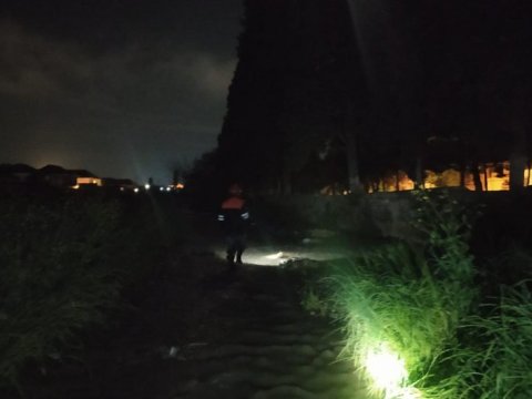 FHN çayda batan yeniyetməni axtarır 