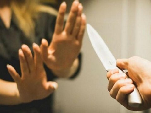 Yevlaxda dəhşət: Ər arvadını öldürüb intihar etmək İSTƏDİ 