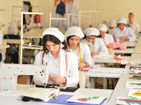 Peşə təhsili müəssisələrində çalışan 10 nəfər cəzalandırıldı