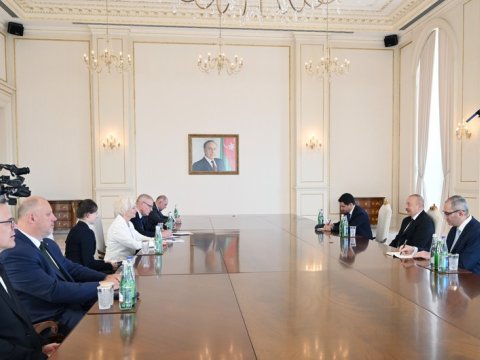 İlham Əliyev Latviya Seyminin sədrini qəbul edib