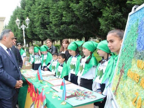 Goranboyda rəsm və əl işləri sərgisi təşkil olunub - FOTO