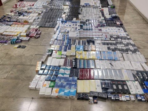 Külli miqdarda aksiz markasız siqaret aşkarlandı - FOTO