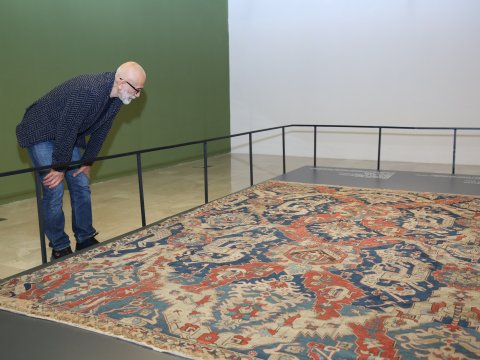 Nəfis, zəngin və unikal dizaynlı qədim Qarabağ xalçaları