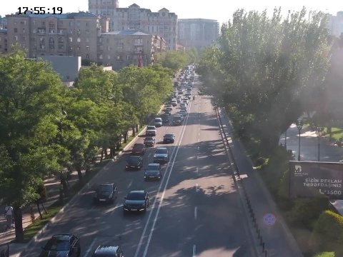 Bakıda tıxac olan YOLLAR