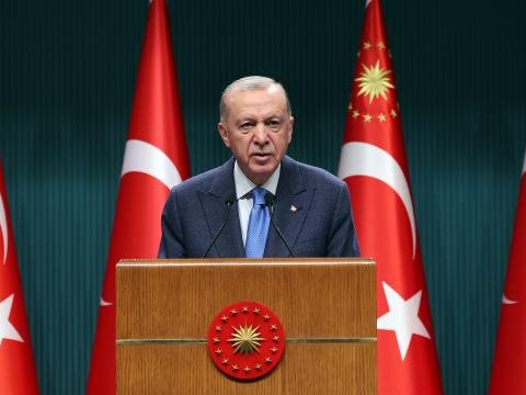 Ərdoğan İranın yeni rəhbərinə zəng etdi 