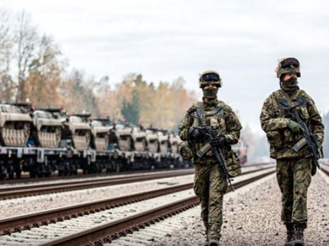 Bu ölkə hərbçilərini Ukraynaya göndərməyə hazırlaşır