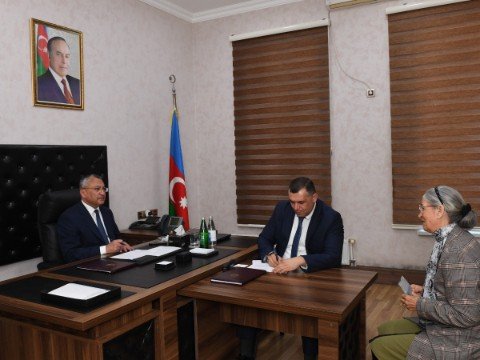 Komitə sədri vətəndaşların növbəti qəbulunu keçirib - FOTOLAR