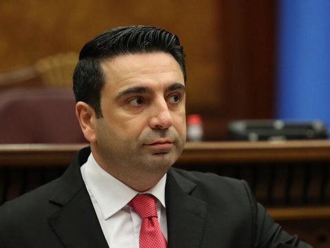 Rəisinin növbəti səfəri Ermənistana olmalı idi - Simonyan