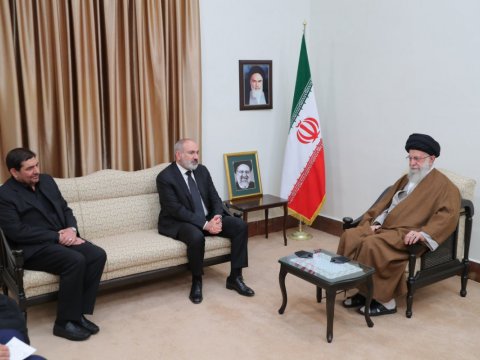 Paşinyan Xamenei ilə görüşdü - FOTO