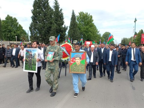 Birinci Qarabağ şəhidləri doğulduğu torpaqda dəfn olundular - FOTOLAR