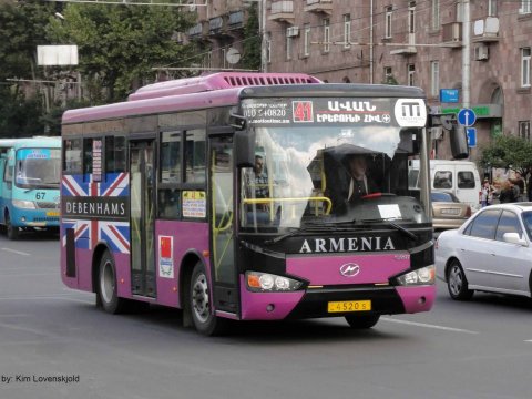 İrəvanda avtobus sürücüləri TƏTİL EDİR