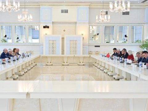 Əhliman Əmiraslanov Türkiyə nümayəndə heyəti ilə görüşüb