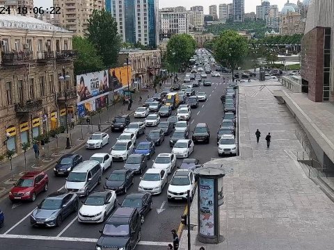 Hansı yollarda tıxac var? - SİYAHI