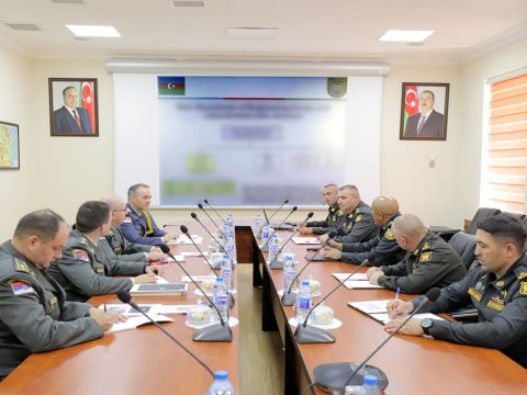 Azərbaycan və Serbiya Müdafiə nazirlikləri arasında görüş