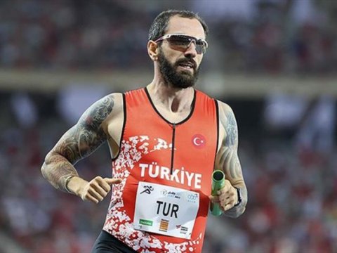 Türkiyəni təmsil edən azərbaycanlı atlet qızıl medal qazandı 
