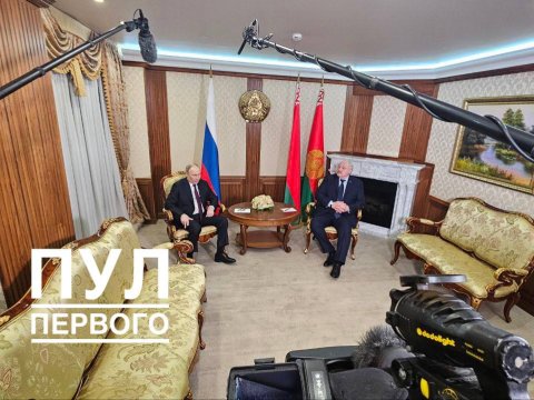 Putin Belarusa getdi