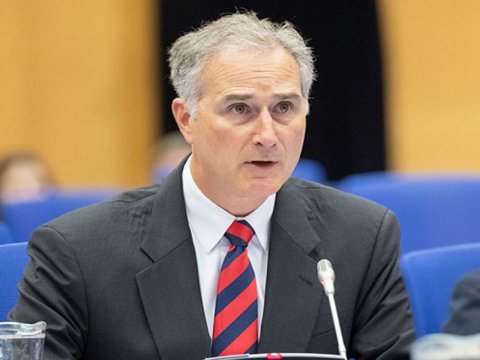Lui Bono Azərbaycana GƏLİR