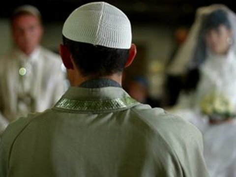 Nikah yaşına çatmayanlara dini kəbinin kəsilməsi qadağan EDİLİR