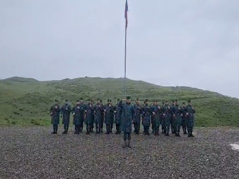 TARİXİ AN: Qazaxın azad edilən kəndlərində bayrağımız ucaldıldı - VİDEO