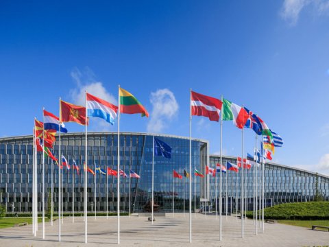 NATO Sammitinə ev sahibliyi edəcək ölkənin adı AÇIQLANDI