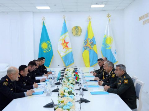 Müdafiə Nazirliyinin nümayəndələri Qazaxıstanda səfərdə olub - FOTO